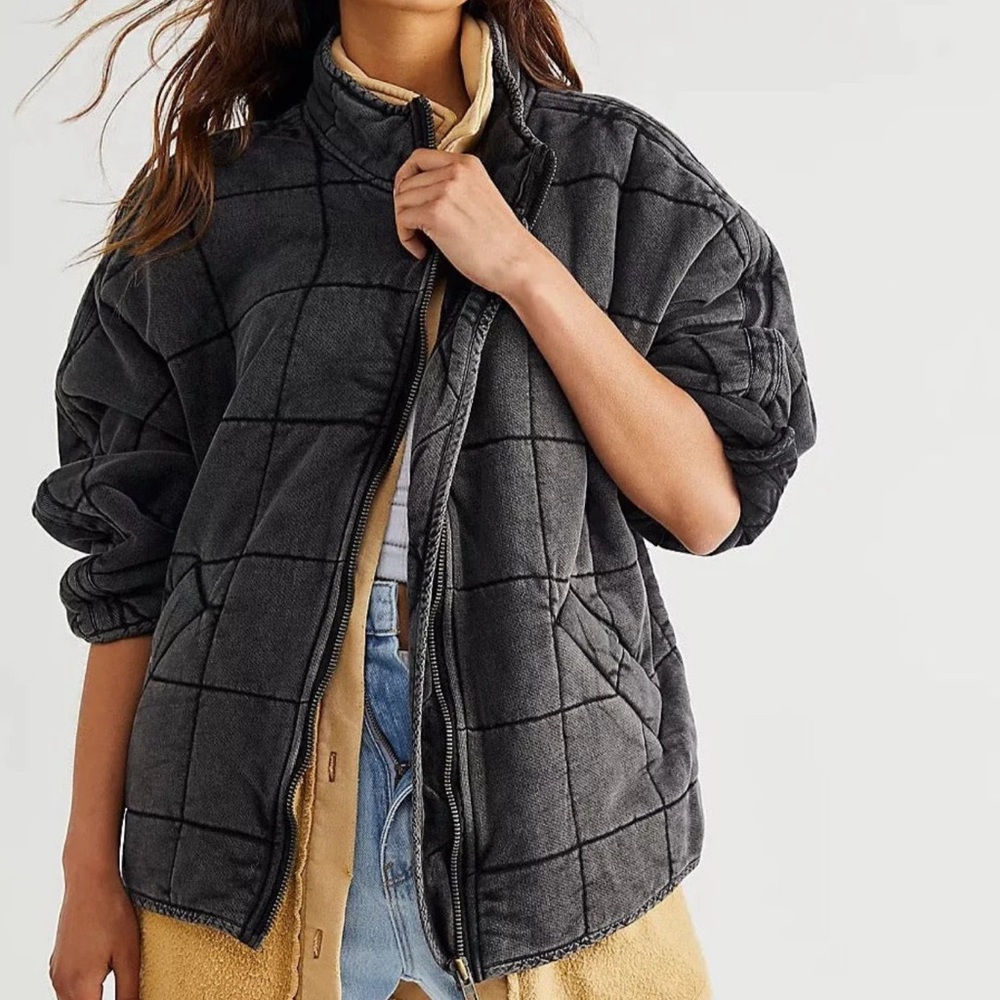 Free People dolman jacket quilted knit in black XS like new!